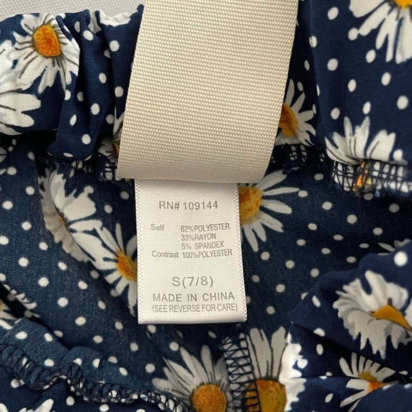 Girl pant size Small 7/8 , Navy Blue daisy and polka dot elastic waist - Picture 7 of 10